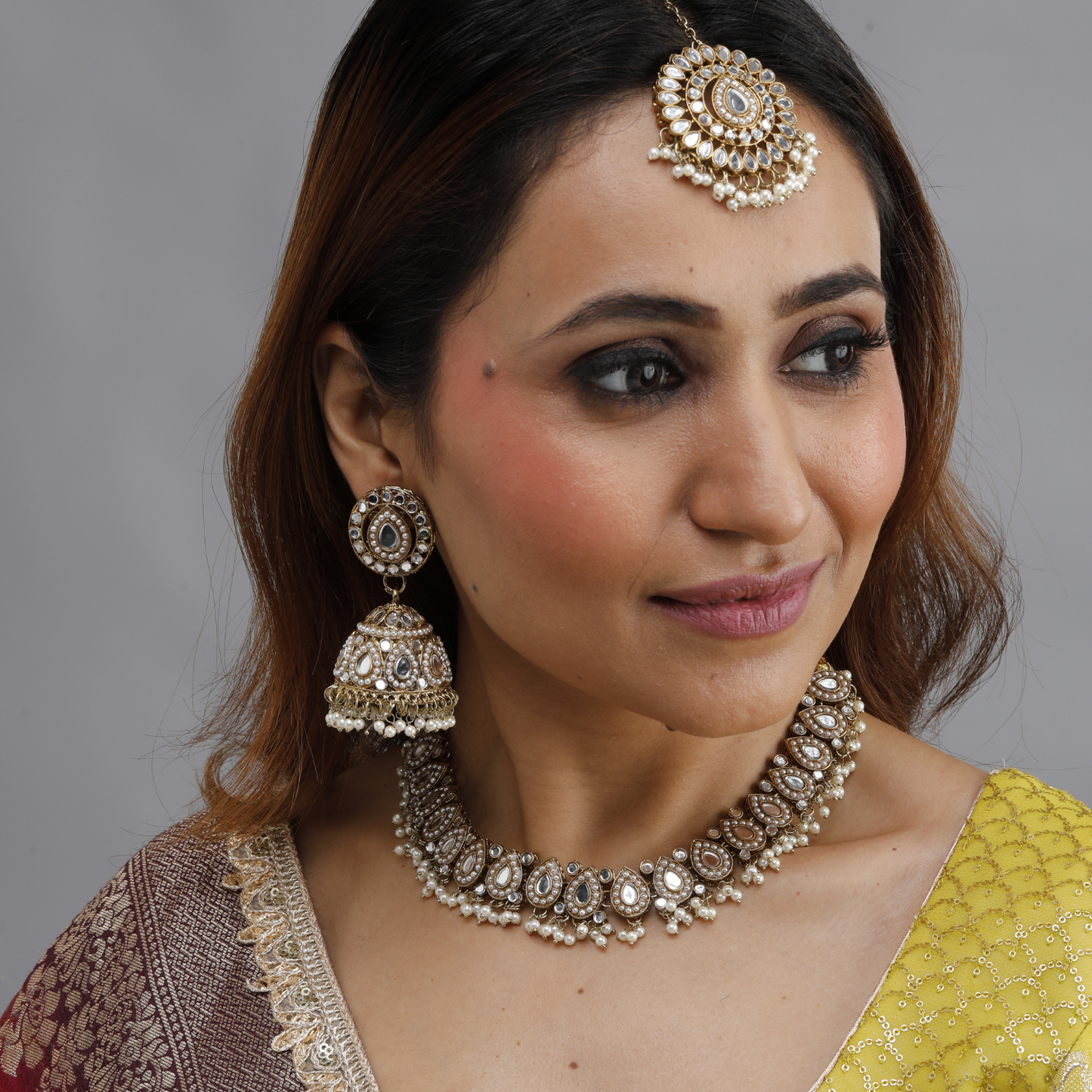 Shanaya Kundan Set