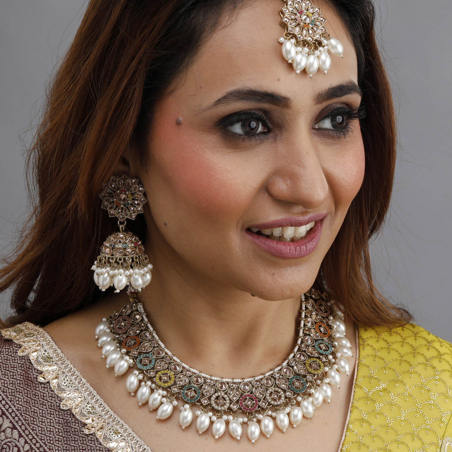 Noor-E-Rang Pearl Kundan Set