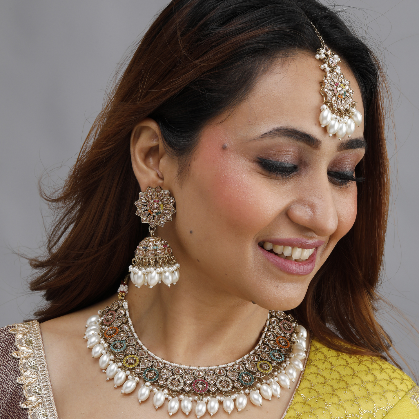 Noor-E-Rang Pearl Kundan Set
