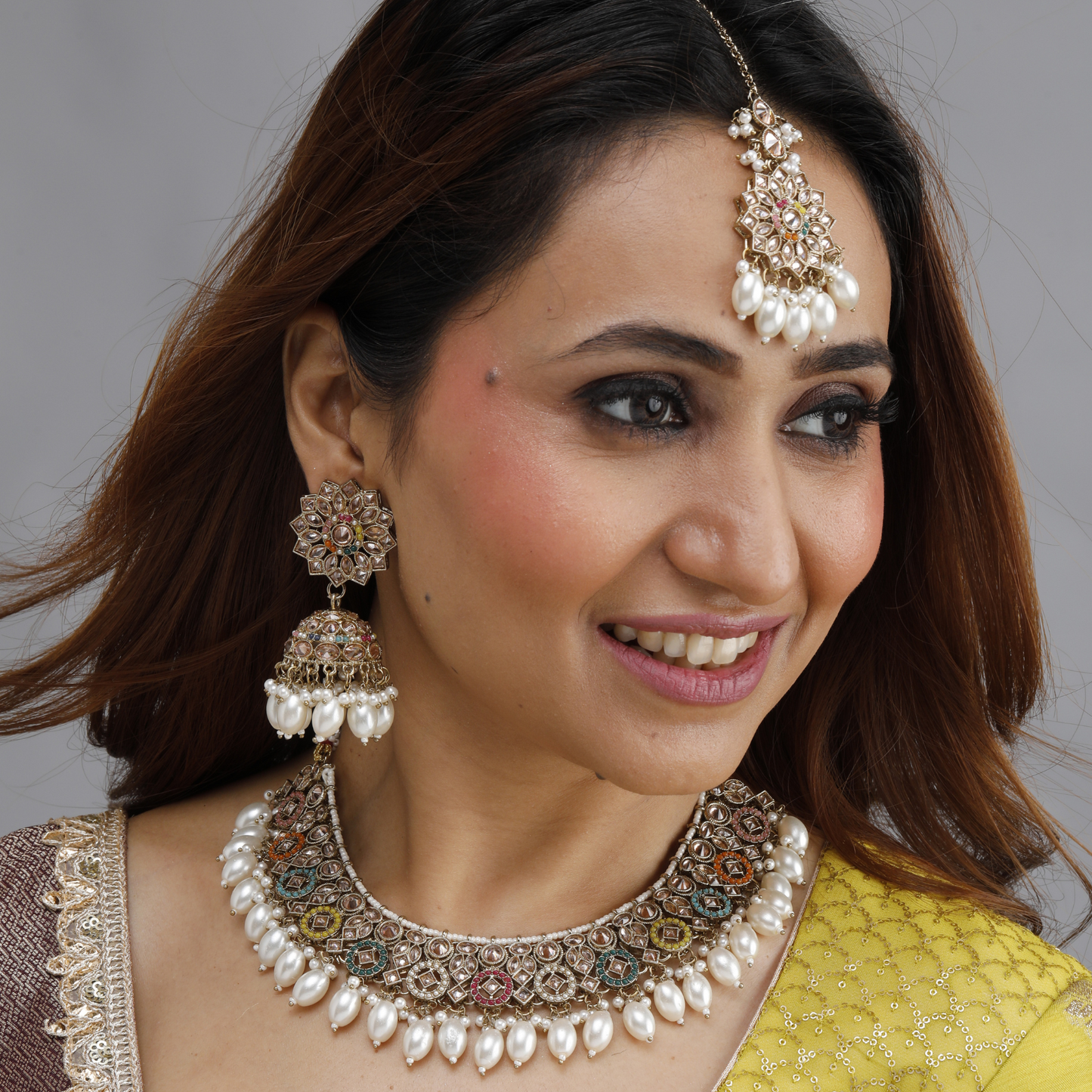 Noor-E-Rang Pearl Kundan Set