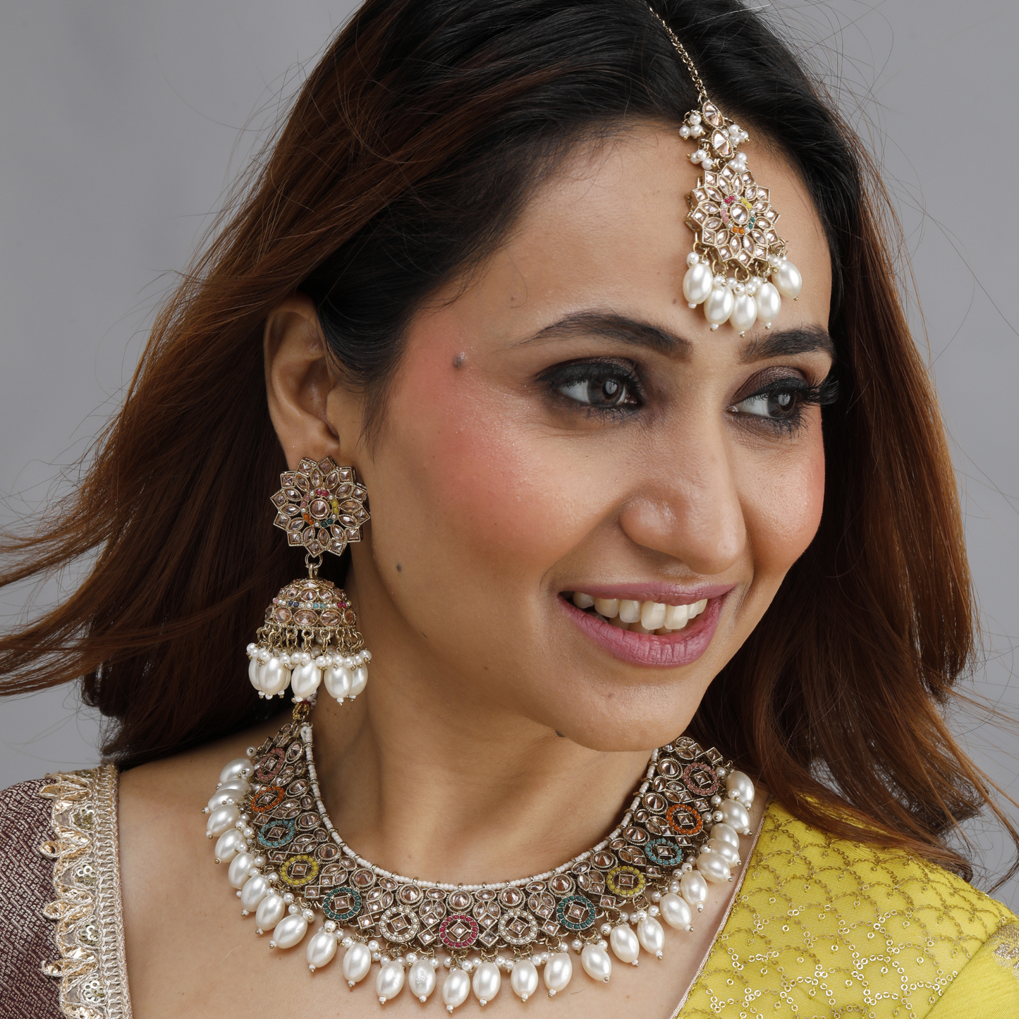 Noor-E-Rang Pearl Kundan Set