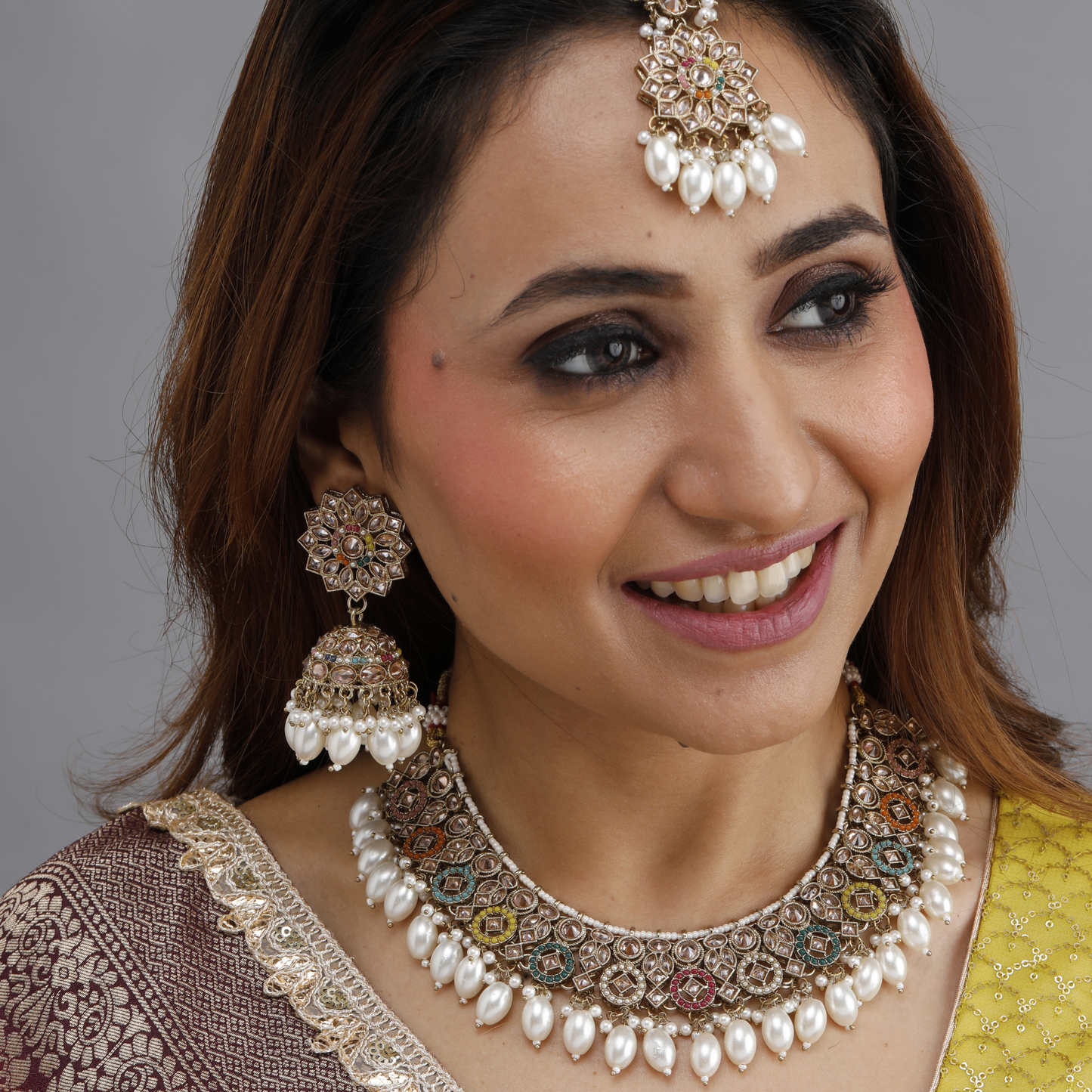 Noor-E-Rang Pearl Kundan Set