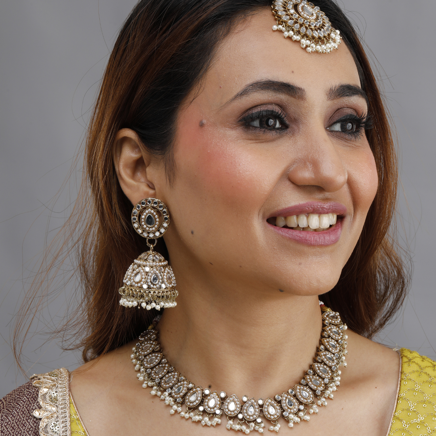 Shanaya Kundan Set