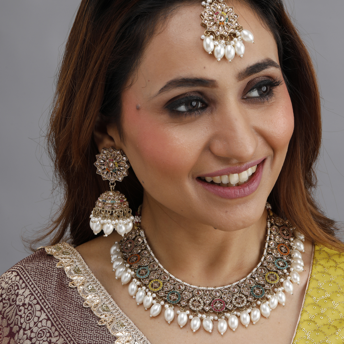 Noor-E-Rang Pearl Kundan Set