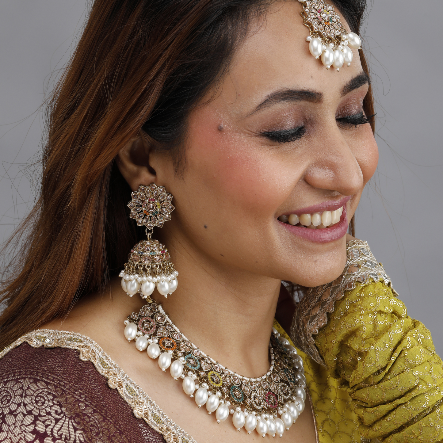 Noor-E-Rang Pearl Kundan Set