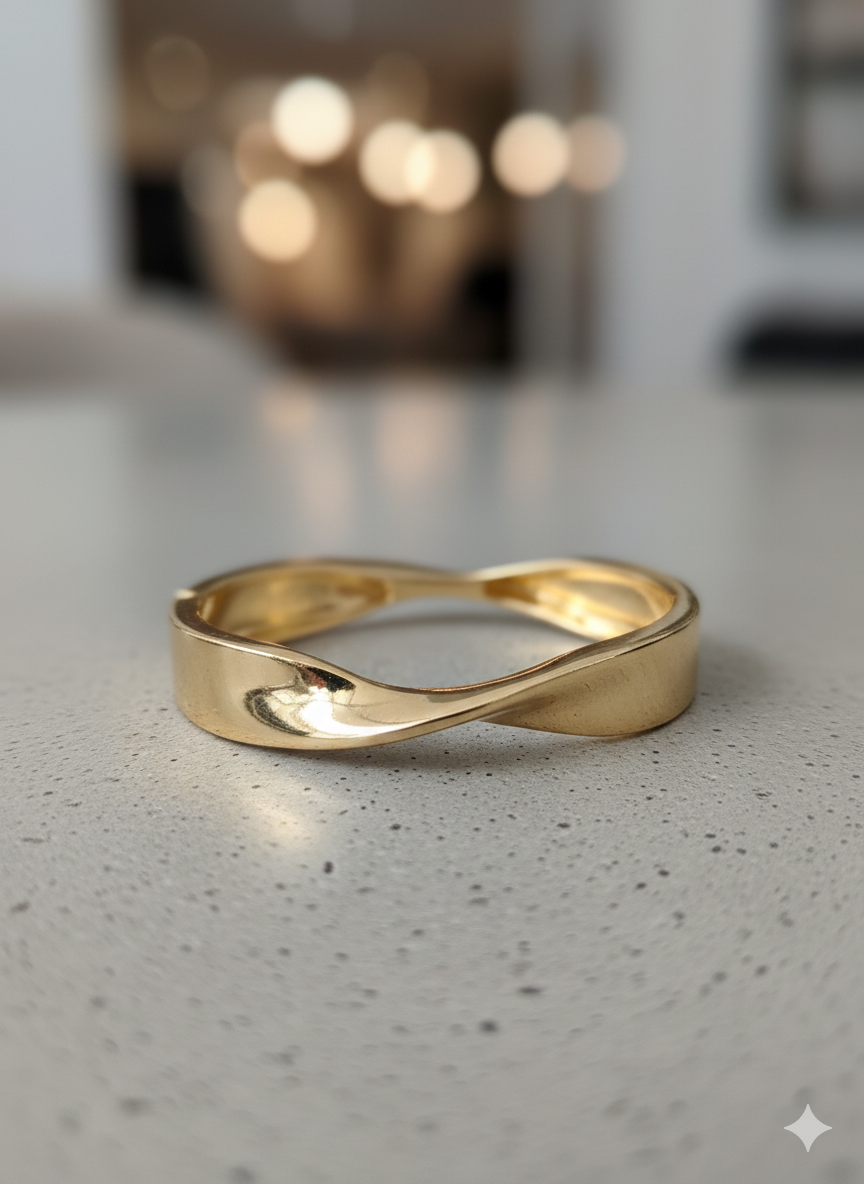 Ella Anti-tarnish Openable Bracelet