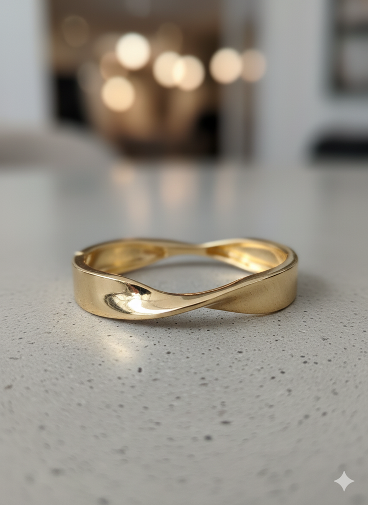 Ella Anti-tarnish Openable Bracelet