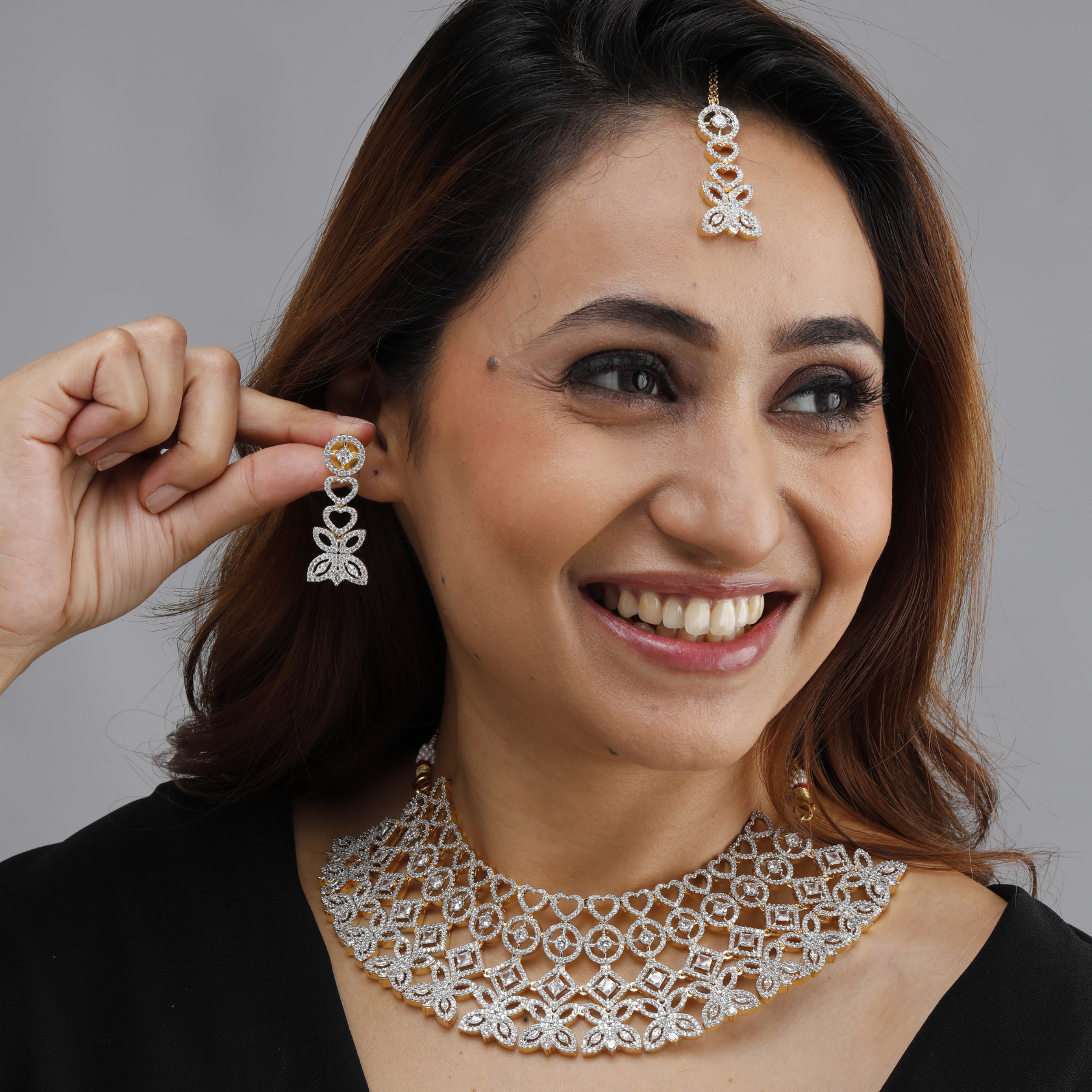 Diamond Lace Choker Set