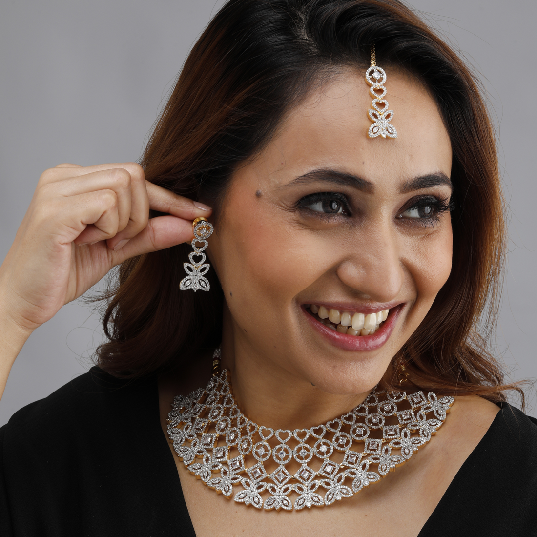 Diamond Lace Choker Set