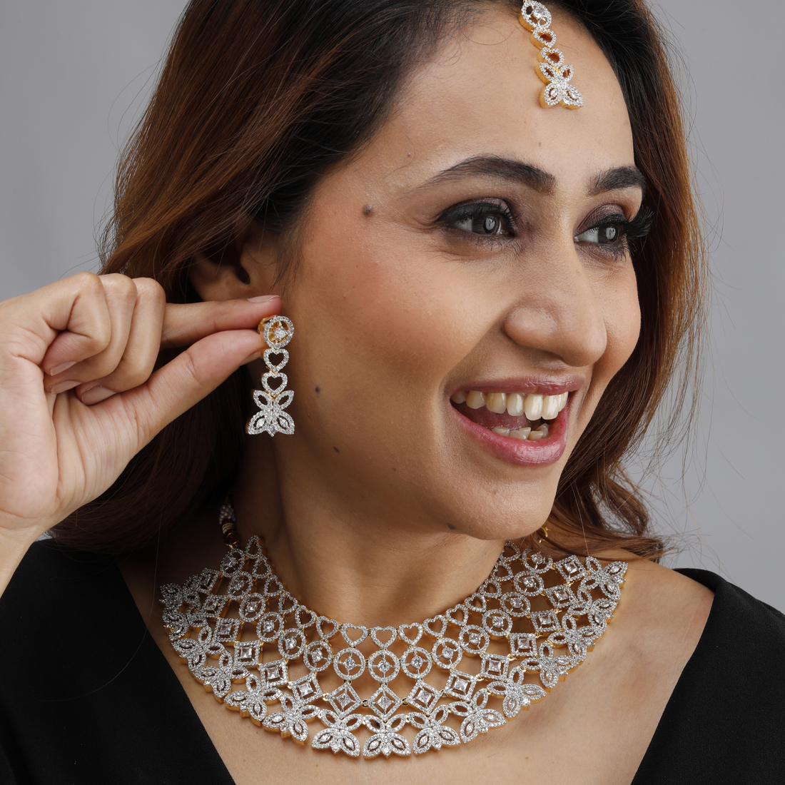 Diamond Lace Choker Set