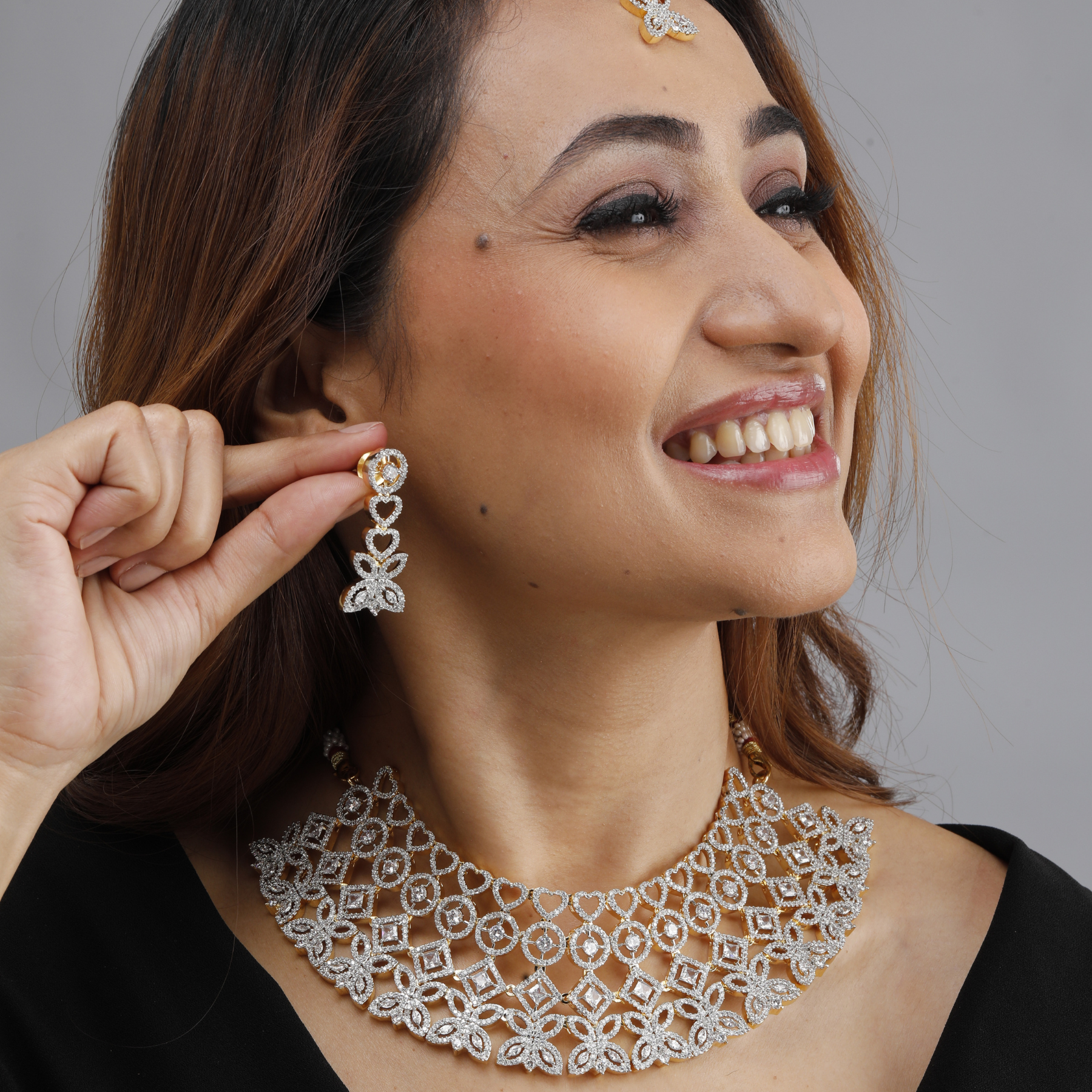 Diamond Lace Choker Set