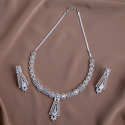 Imperial Grace Ad Necklace Set