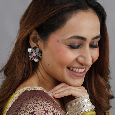 Zehra Floral Pearl Earrings