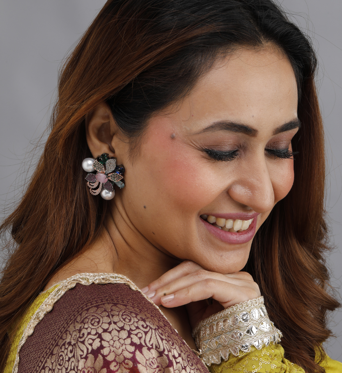 Zehra Floral Pearl Earrings