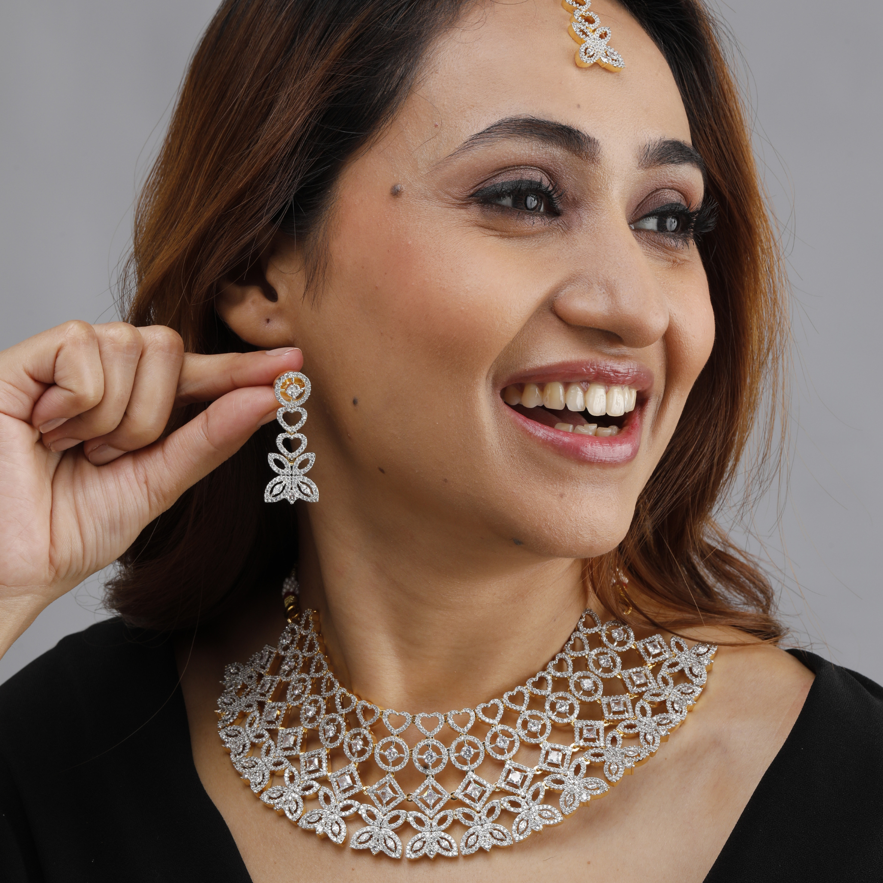 Diamond Lace Choker Set