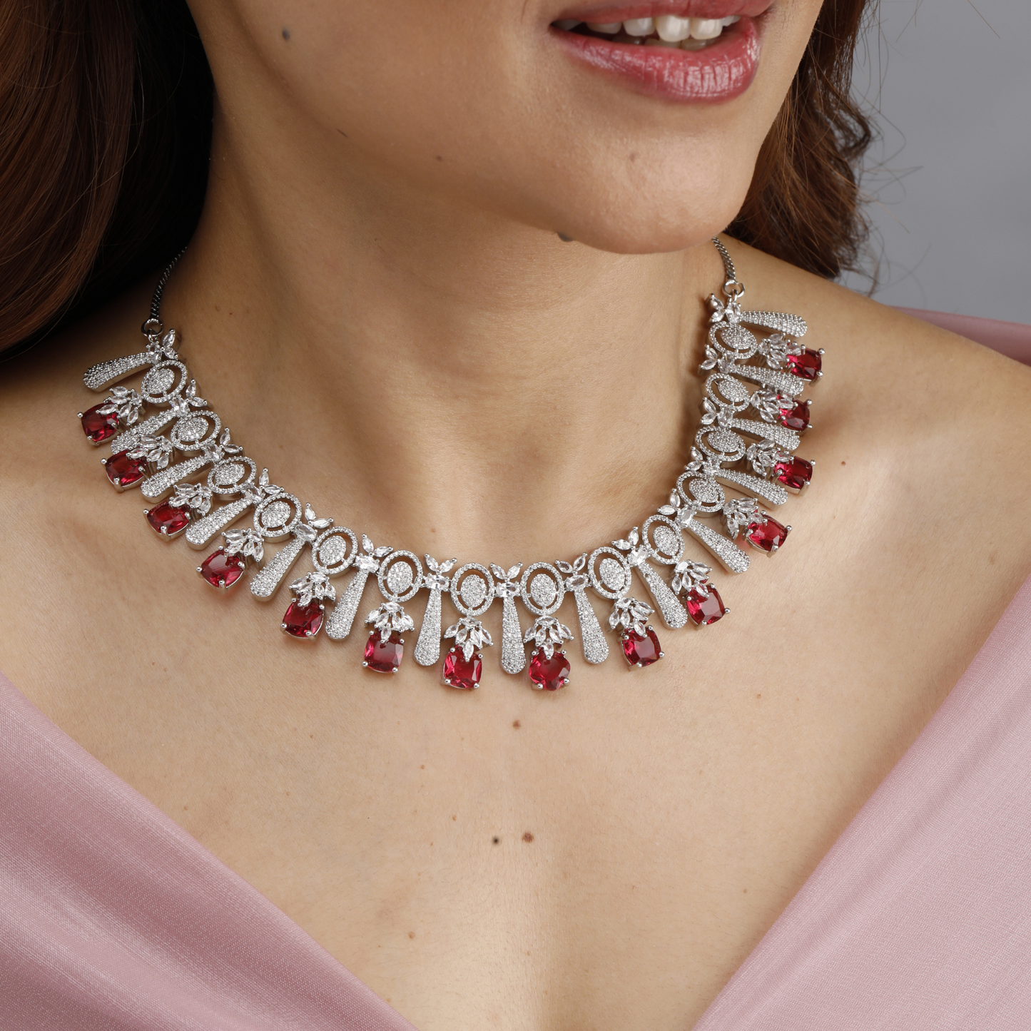 RUBY ELEGANT NECKLACE