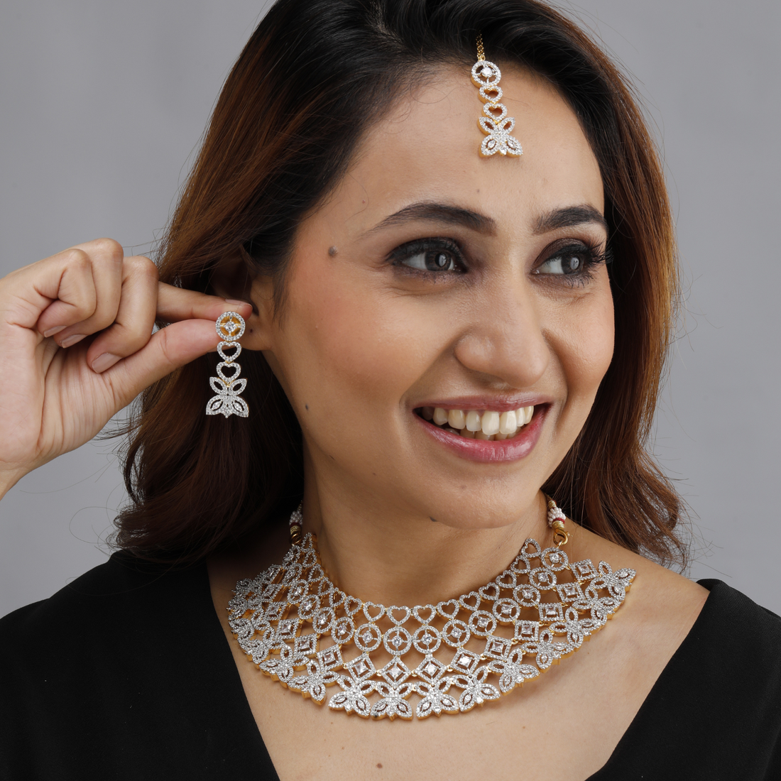 Diamond Lace Choker Set