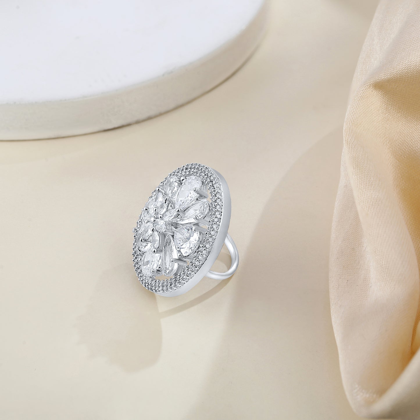 Lunaria Frost Bloom Ring