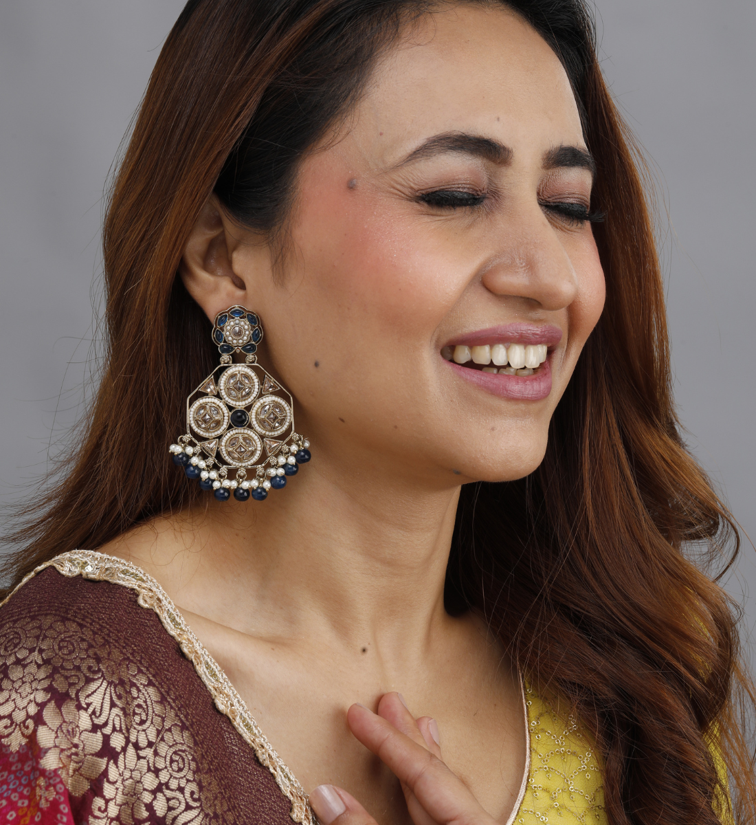 Meherban Royal Jhumka Earrings