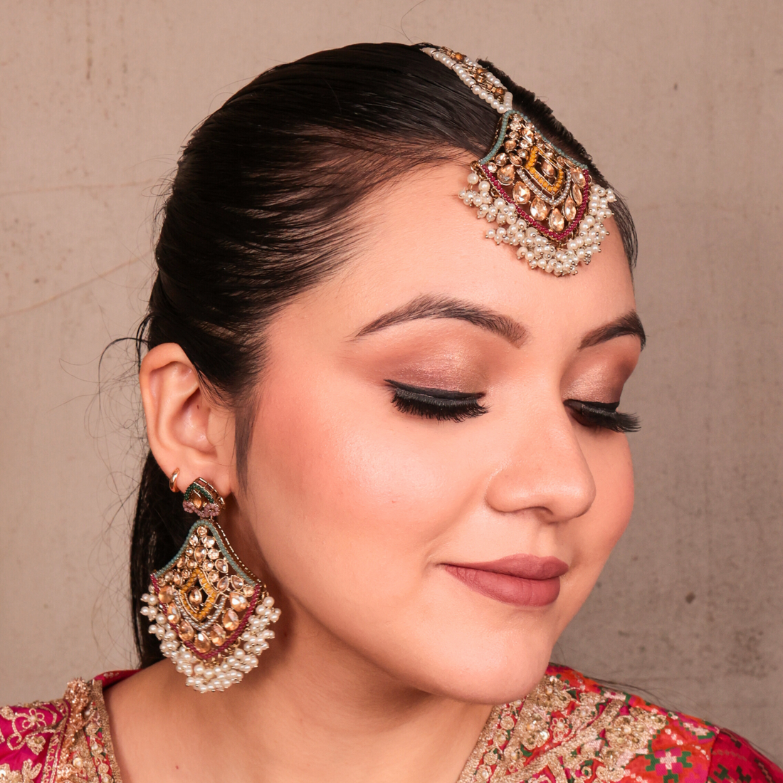 Ruhaniya Royal  Earring Set