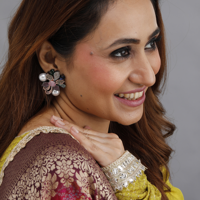 Zehra Floral Pearl Earrings