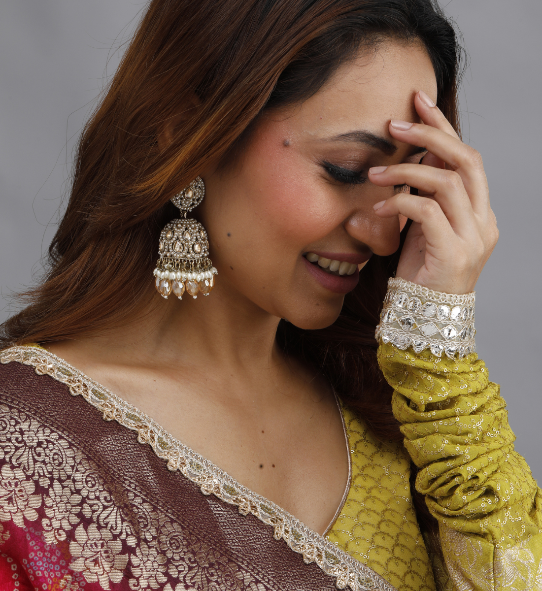 Aarya Kundan Pearl Jhumka Earrings