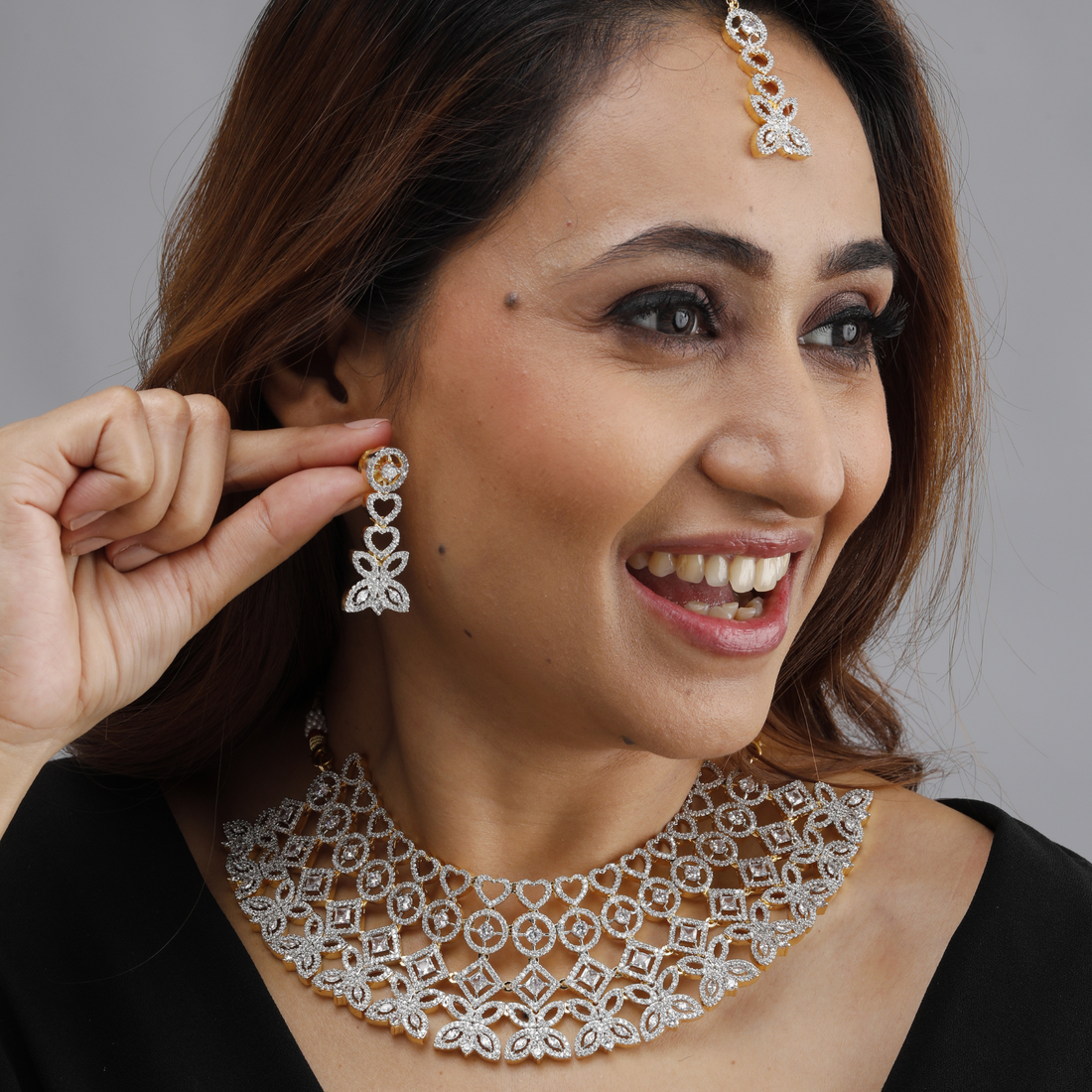 Diamond Lace Choker Set