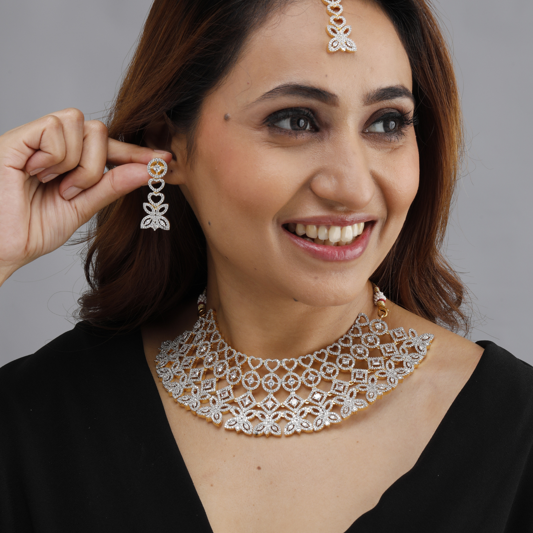 Diamond Lace Choker Set