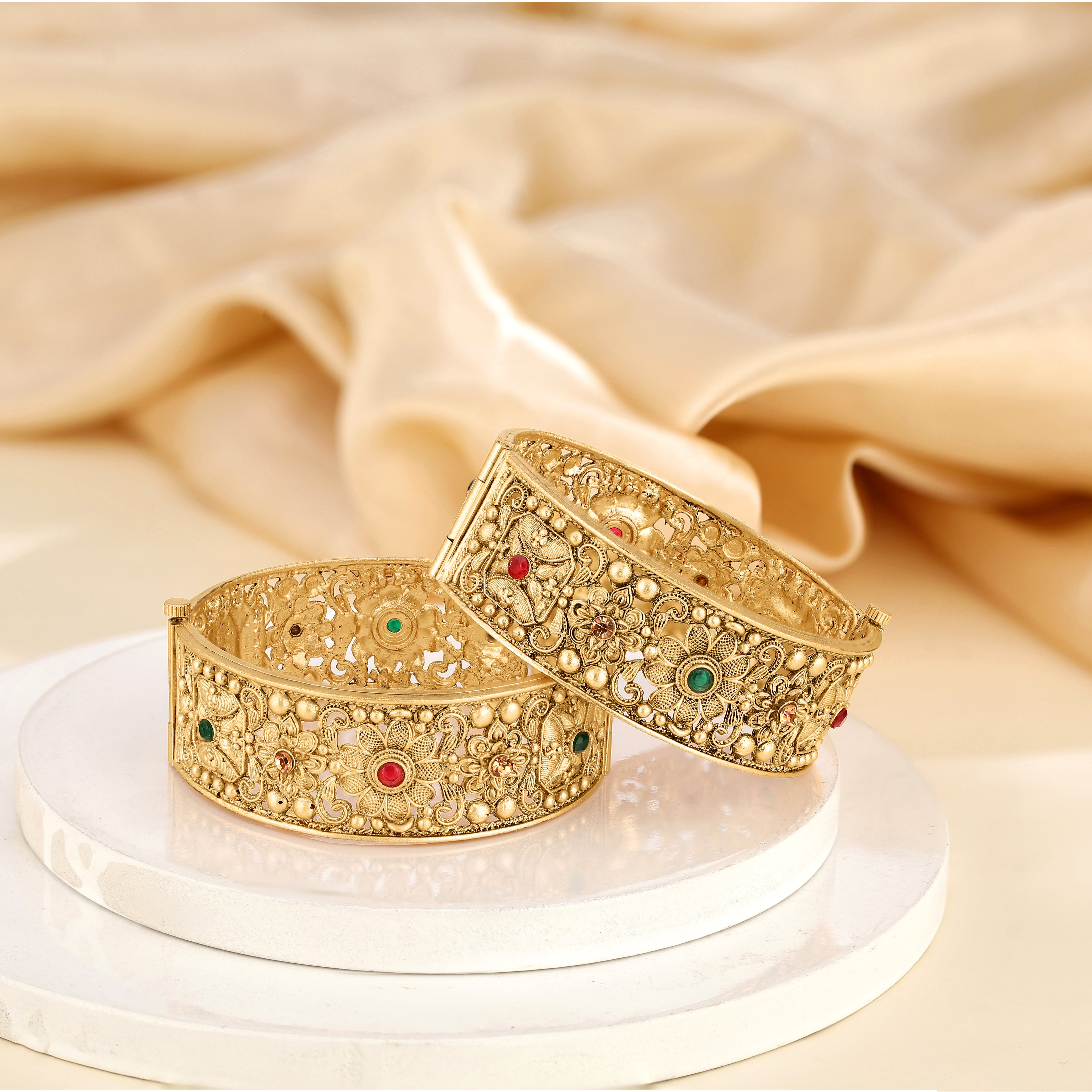 Vaishnavi Temple Heritage Bangles