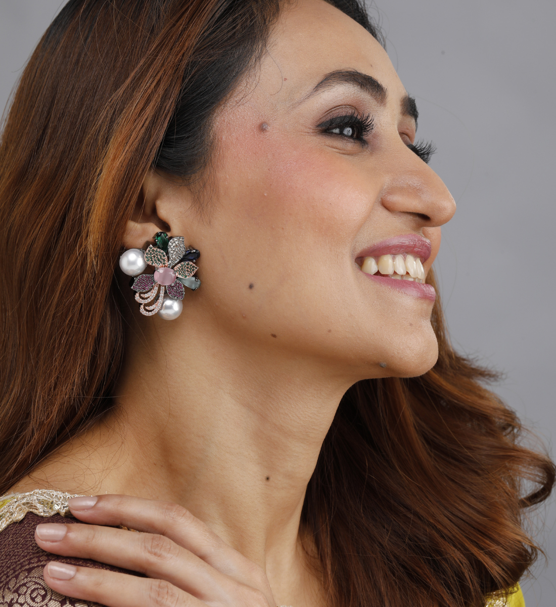 Zehra Luxe Floral Pearl Earrings