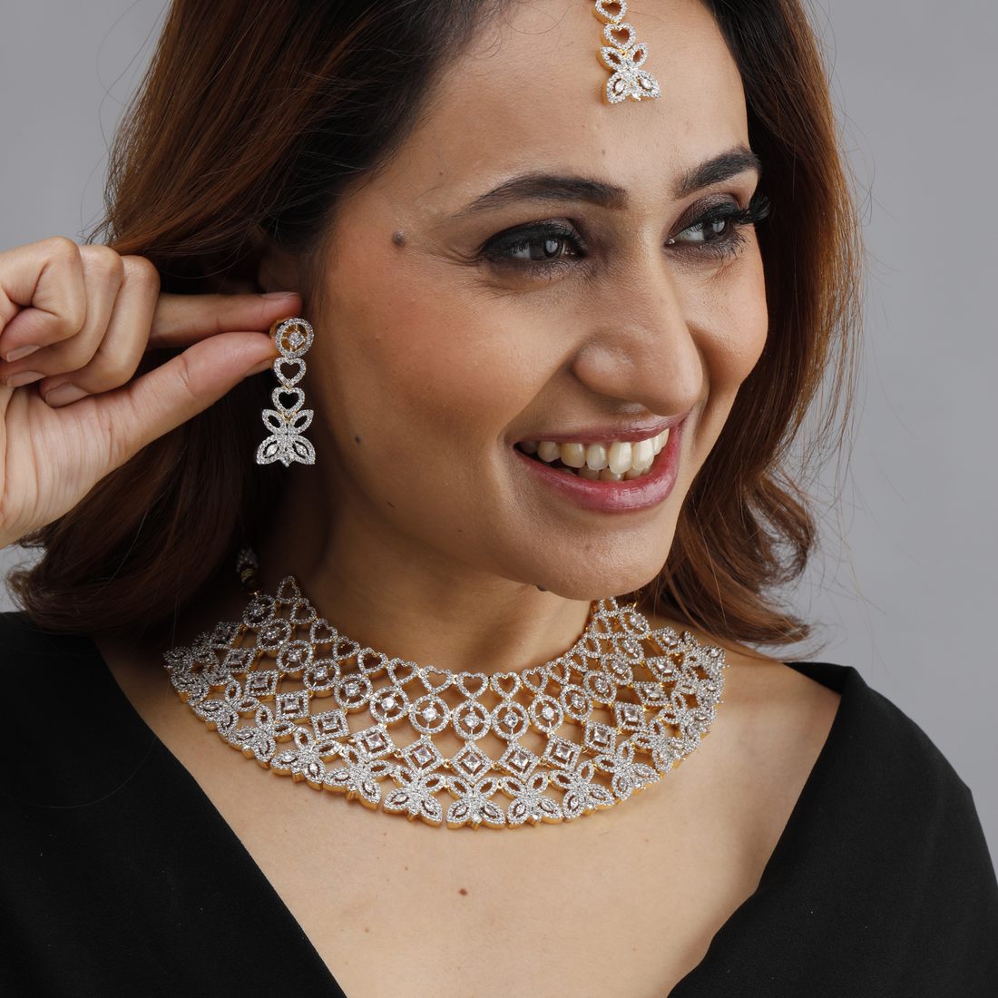 Diamond Lace Choker Set