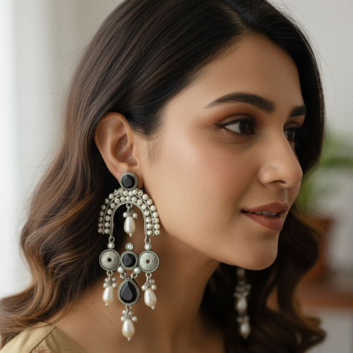 Lexy Silver Pearl Earrings