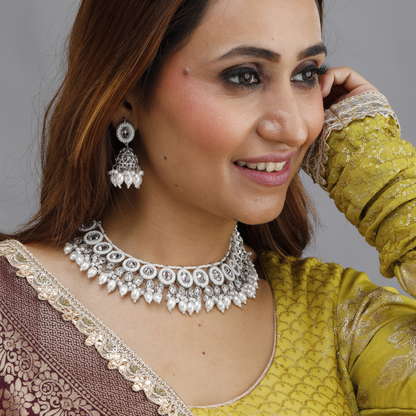 NOOR KUNDAN PEARL NECKLACE