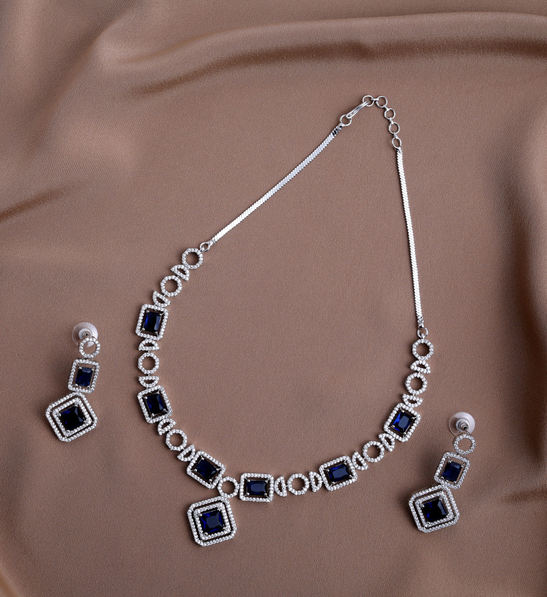 Masha Blue Sapphire Necklace Set