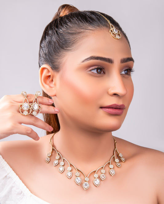 INAYA CUBIC ZIRCONIA SET