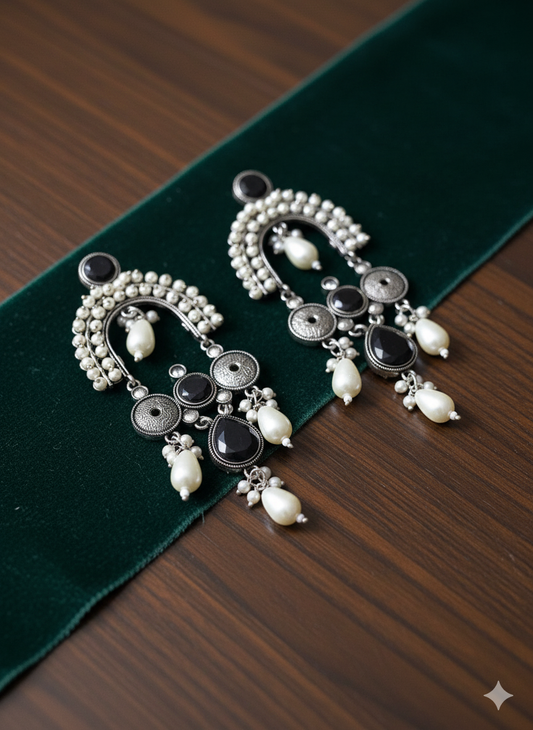 Lexy Silver Pearl Earrings