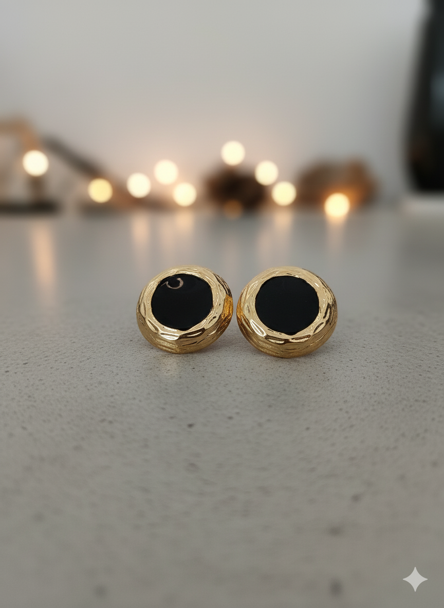 Sasha Black Studs